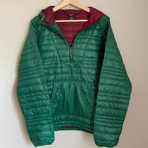 Outdoor Research Men's Green quarter Zip puffer Size M